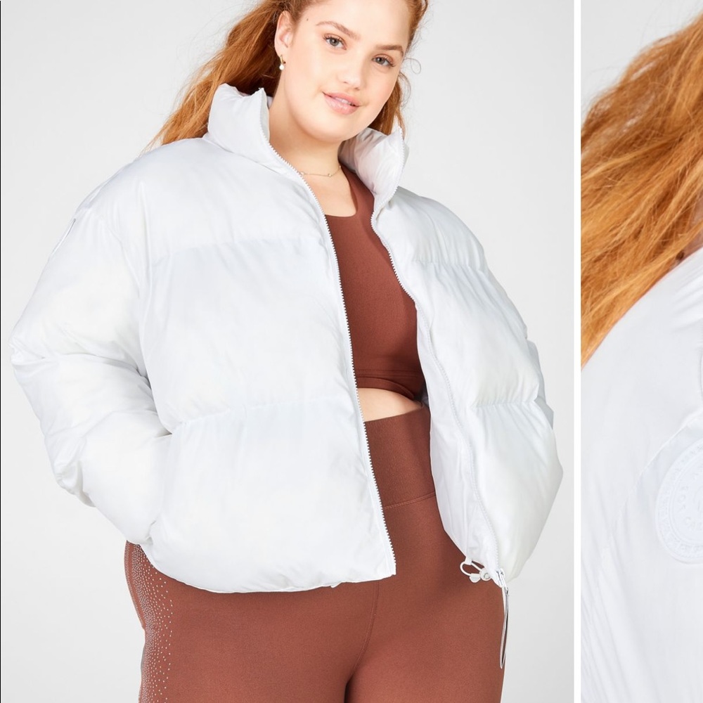 Fabletics Wander Cropped Puffer. Size 4x in white